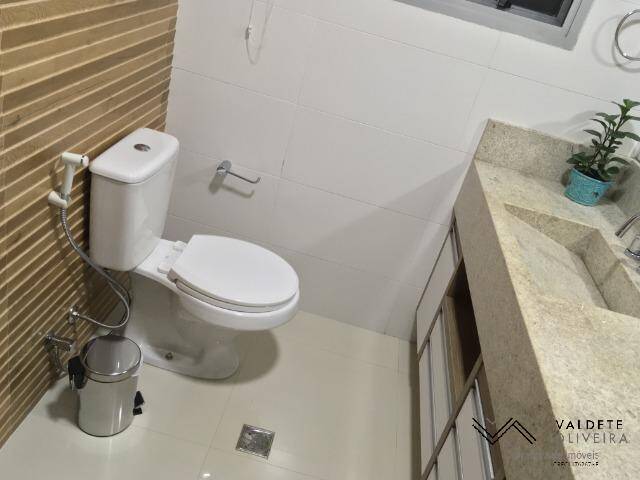 Apartamento à venda com 3 quartos, 97m² - Foto 11