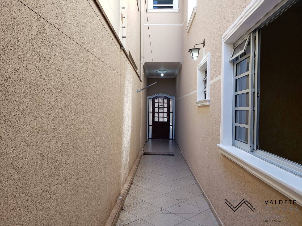 Casa à venda com 3 quartos, 205m² - Foto 17