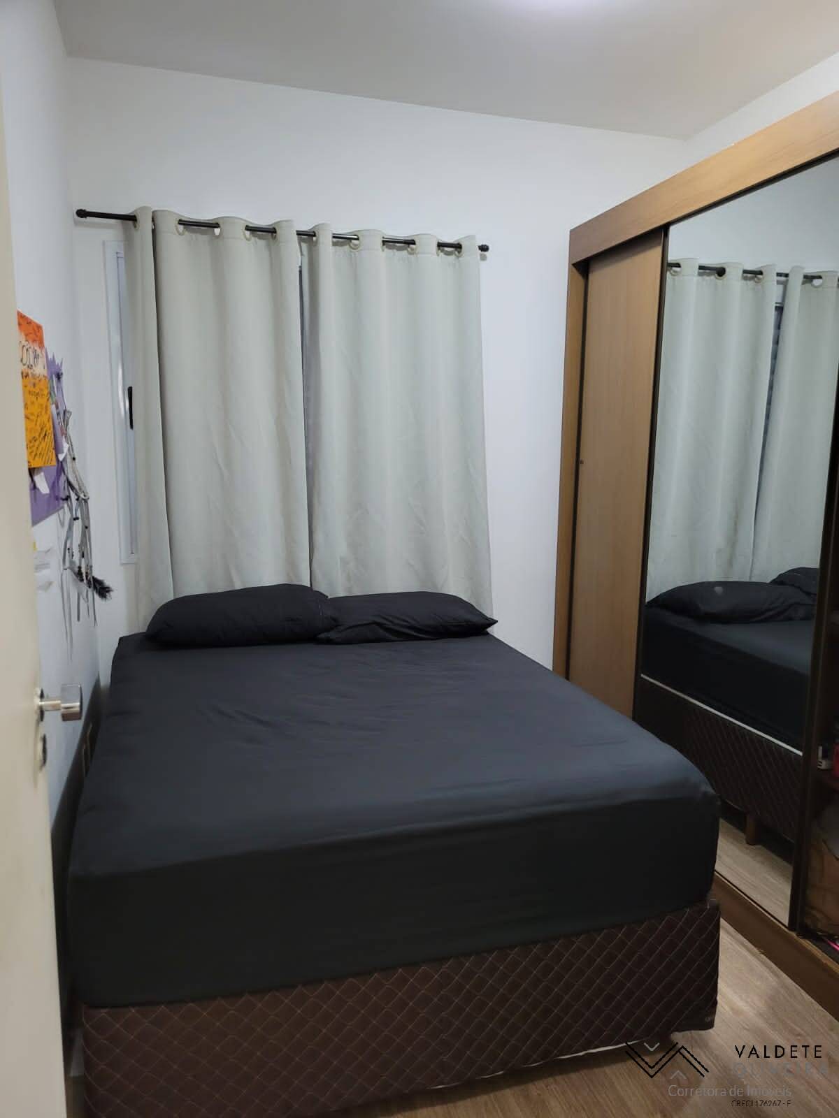 Apartamento à venda com 3 quartos, 74m² - Foto 2