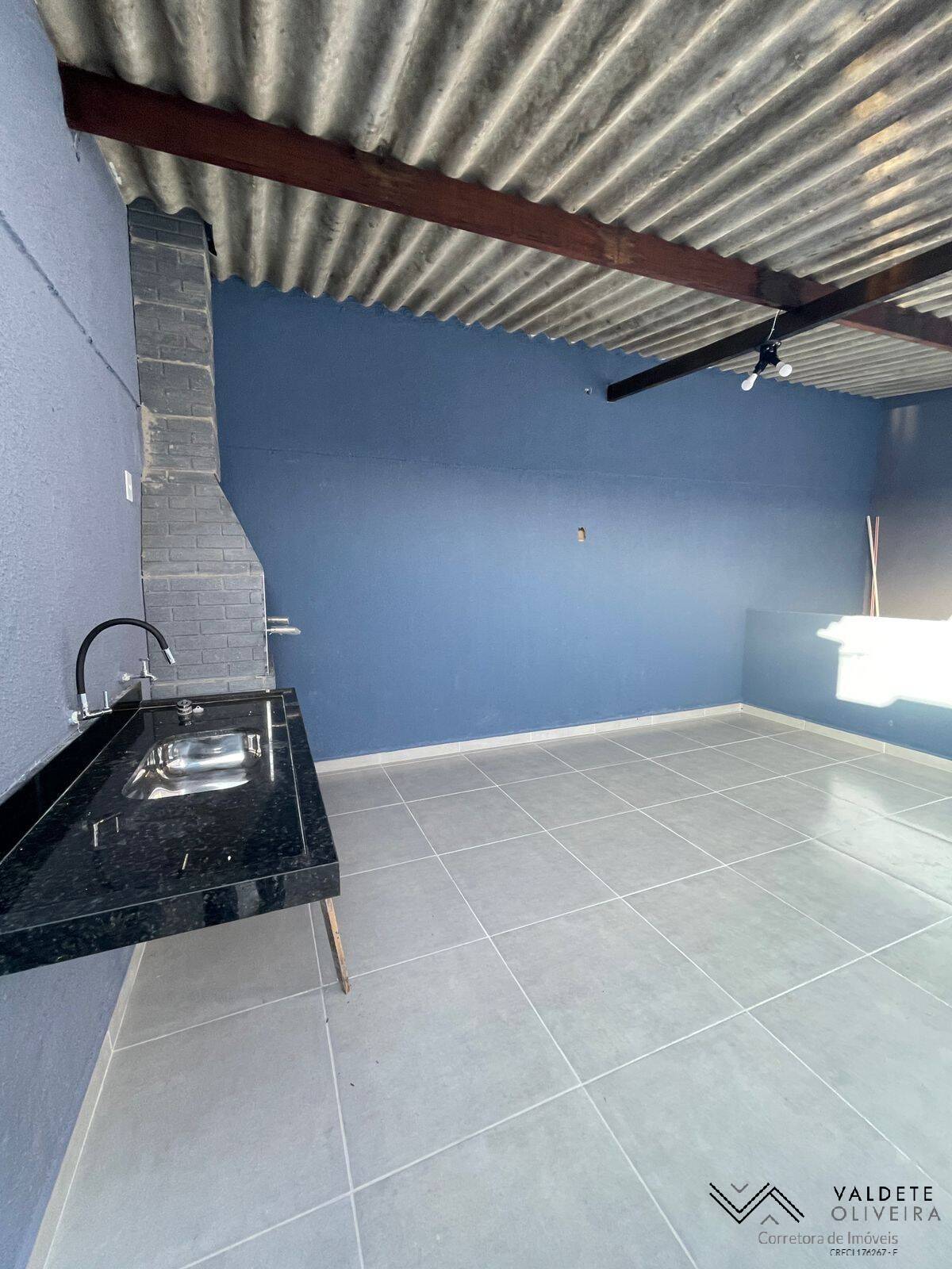 Casa à venda com 2 quartos, 74m² - Foto 12