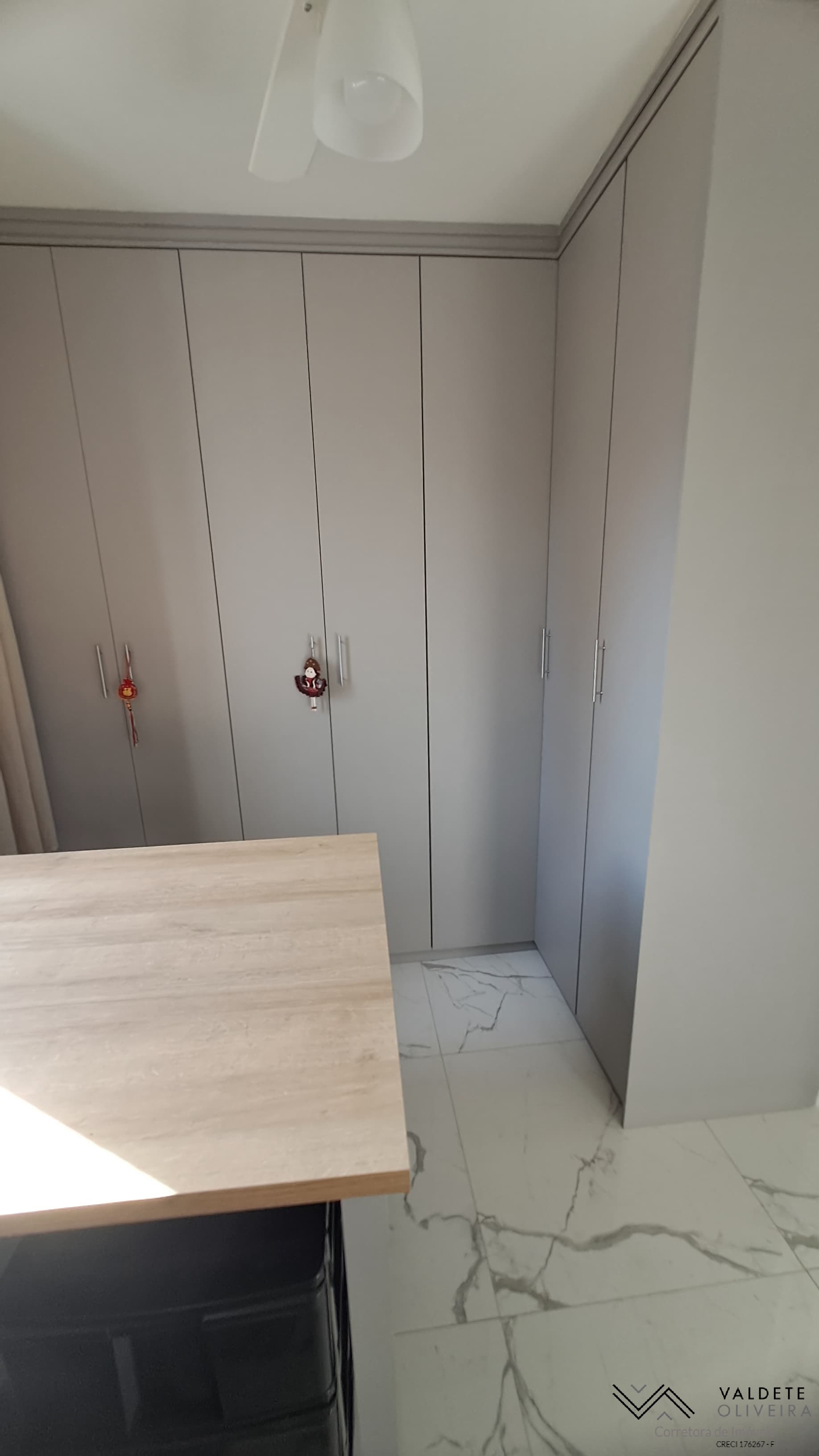 Apartamento à venda com 2 quartos, 64m² - Foto 8