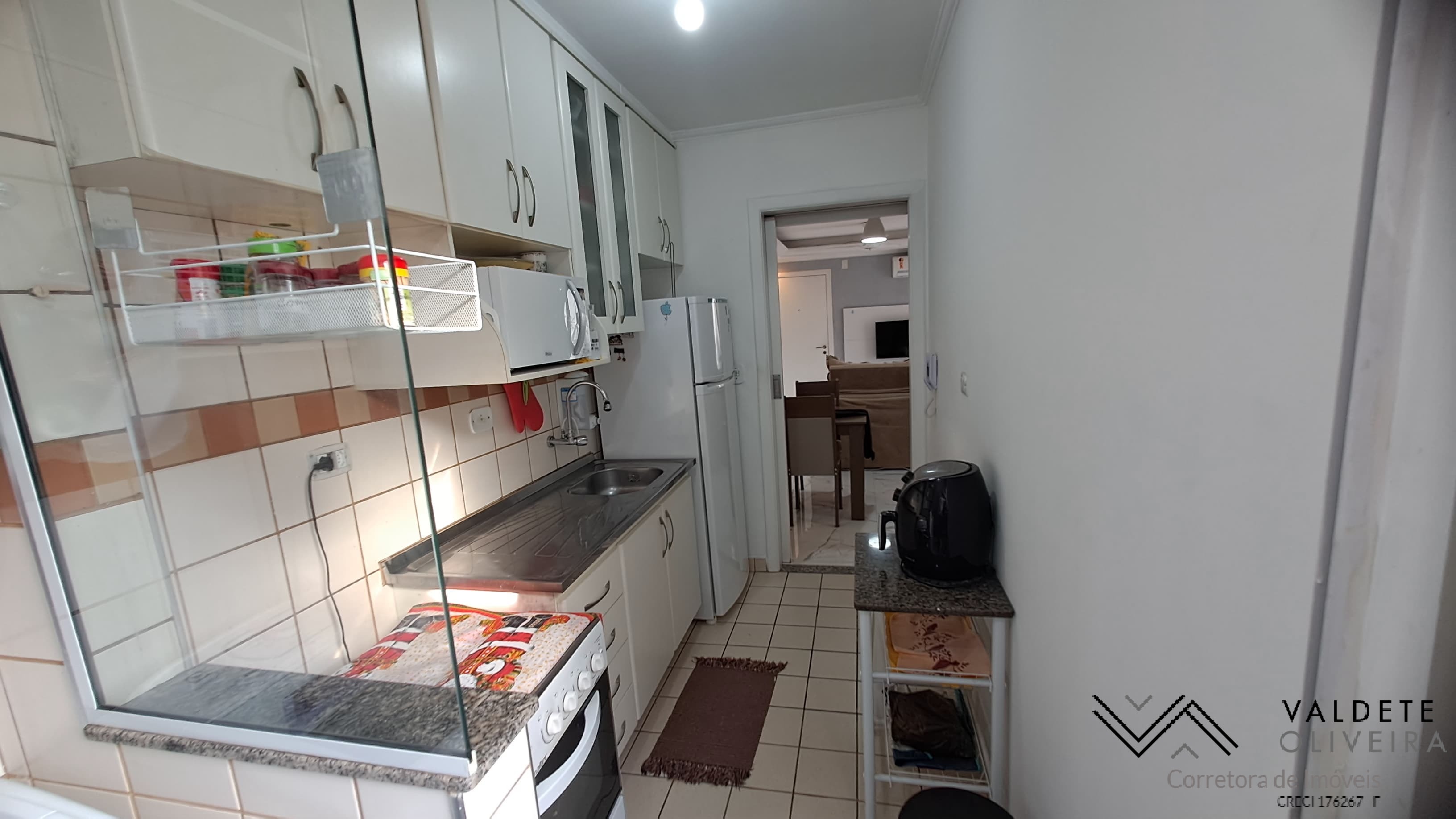 Apartamento à venda com 2 quartos, 64m² - Foto 20