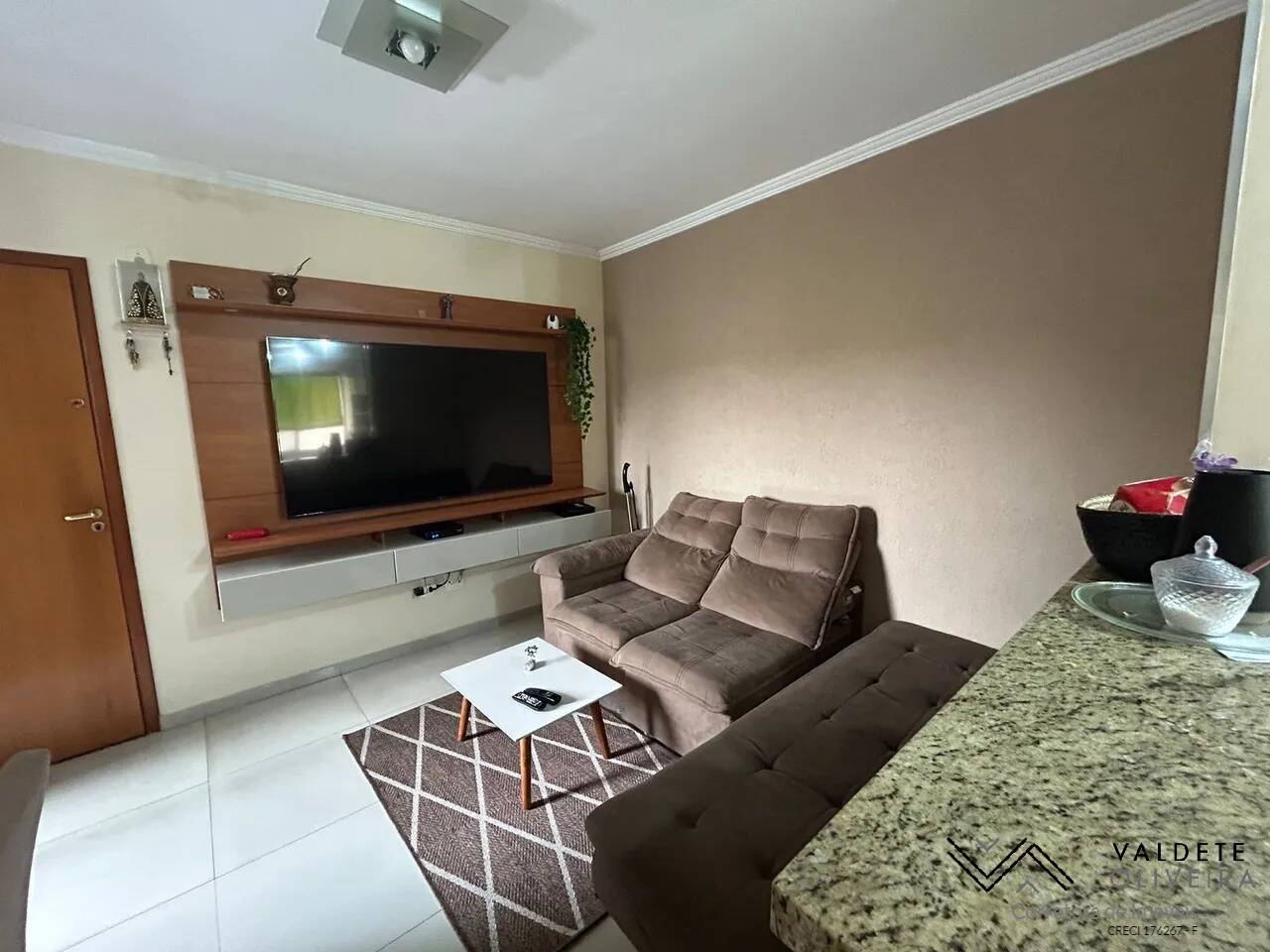 Apartamento à venda com 2 quartos, 50m² - Foto 1