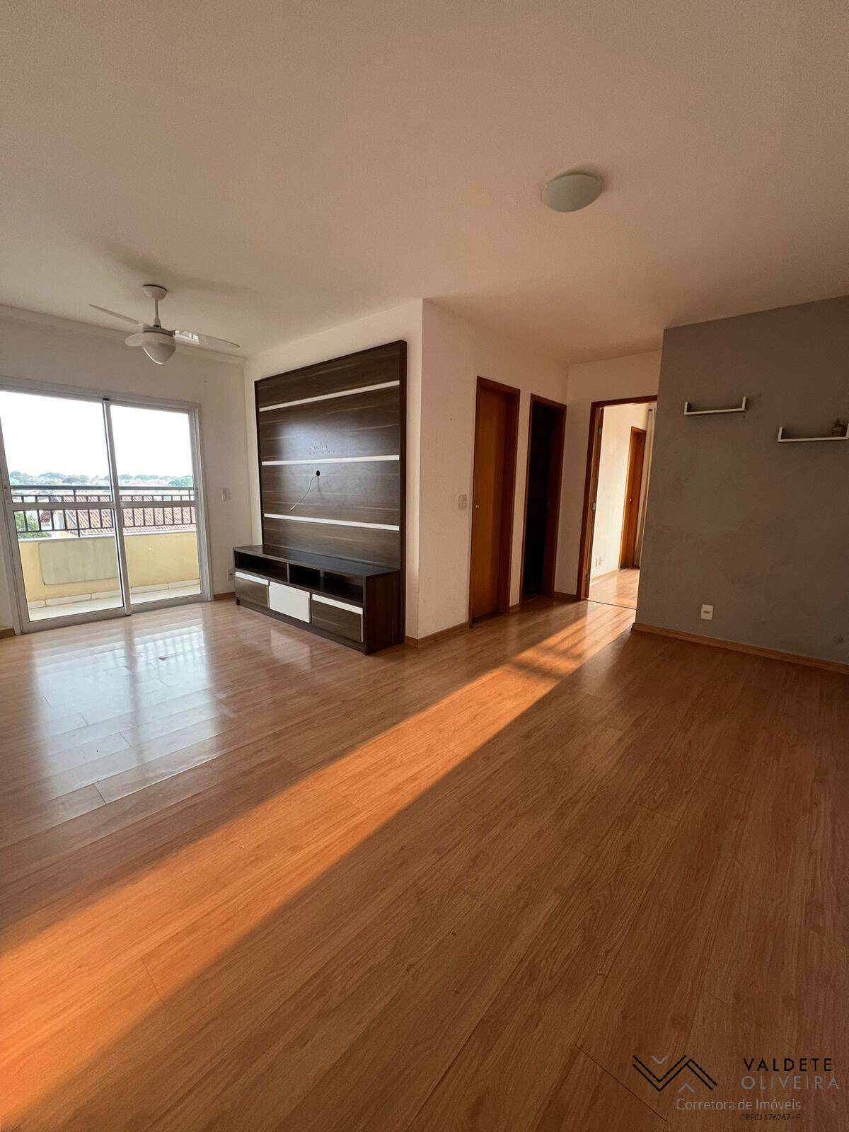 Apartamento à venda com 2 quartos, 60m² - Foto 4