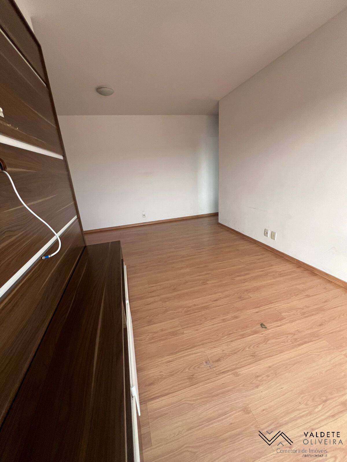 Apartamento à venda com 2 quartos, 60m² - Foto 6