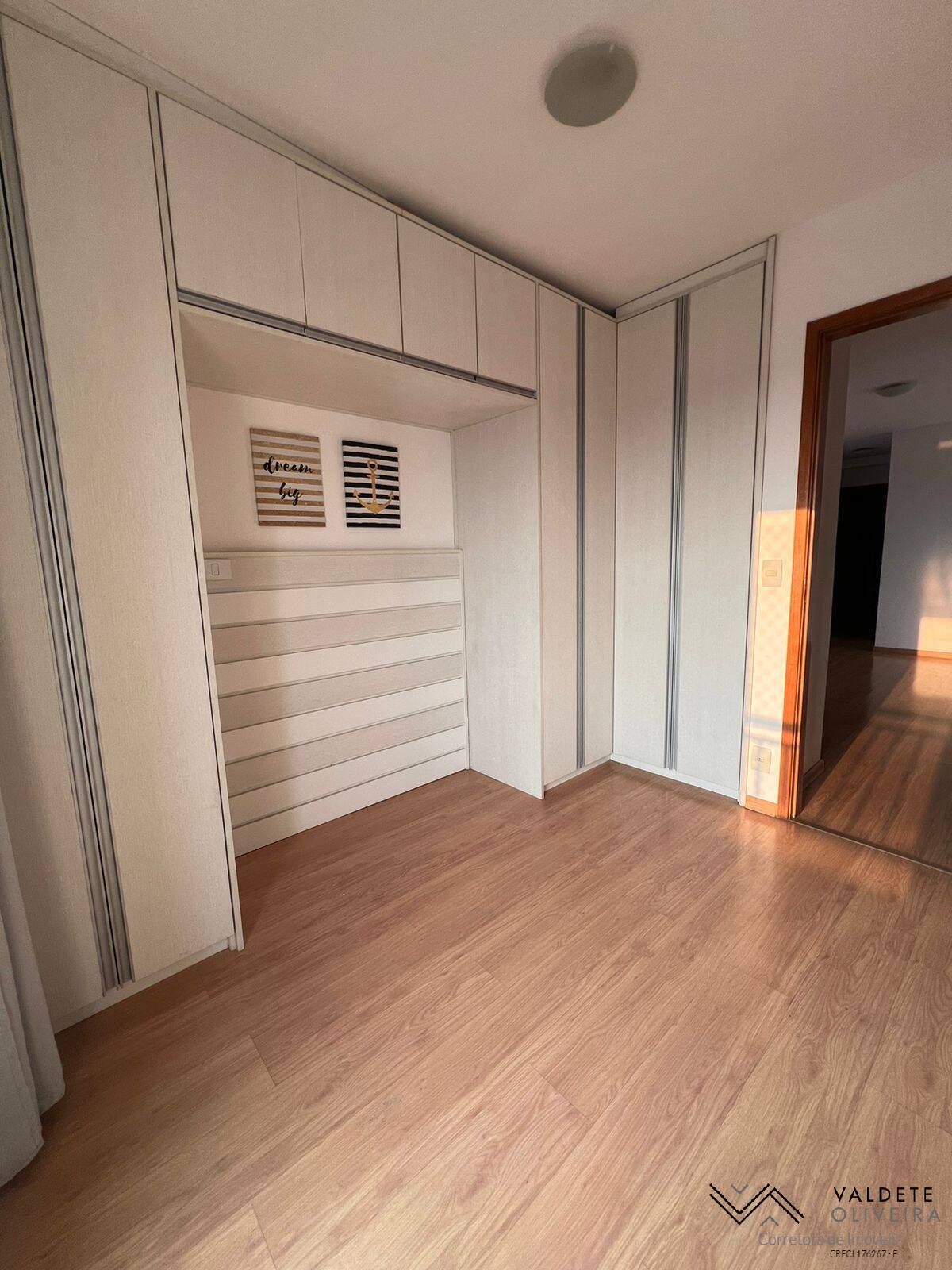 Apartamento à venda com 2 quartos, 60m² - Foto 7