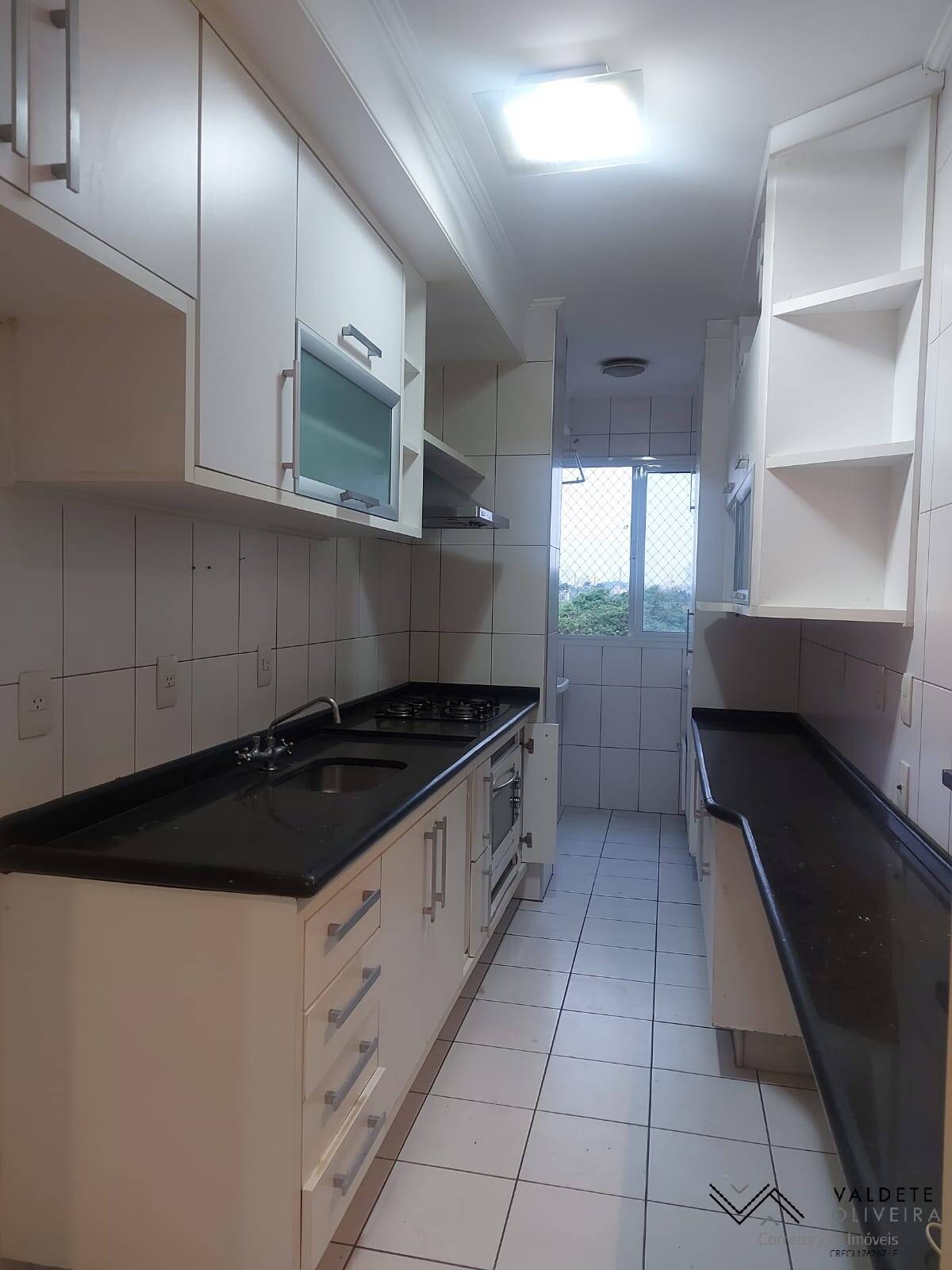 Apartamento à venda com 2 quartos, 68m² - Foto 7