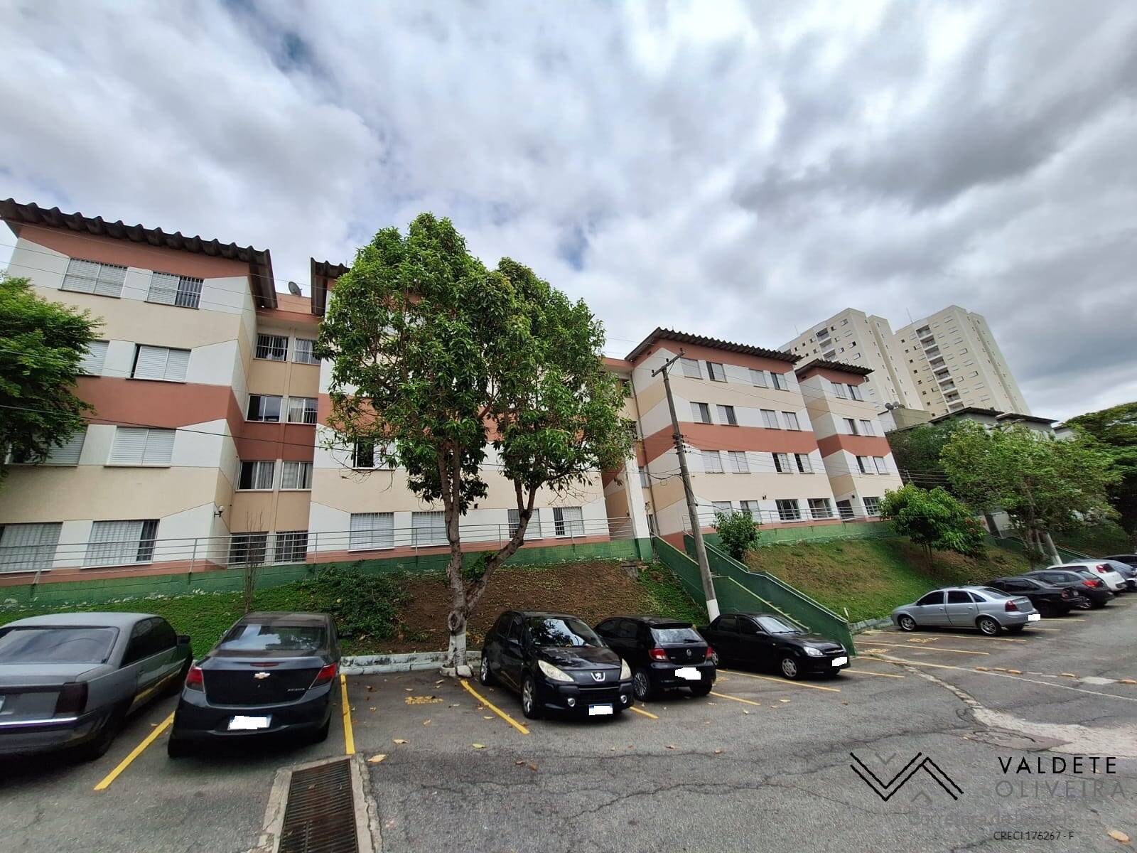 Apartamento à venda com 2 quartos, 47m² - Foto 3