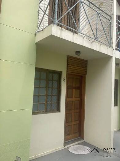 Apartamento à venda com 2 quartos, 65m² - Foto 2