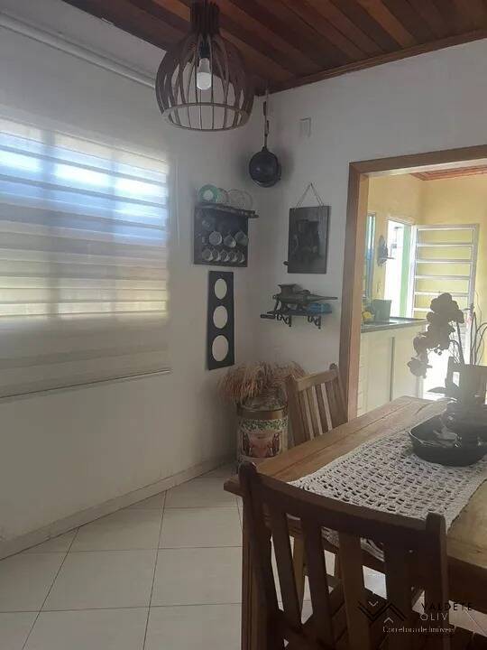 Casa à venda com 2 quartos, 125m² - Foto 5