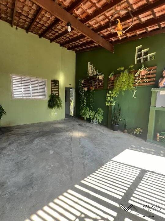 Casa à venda com 2 quartos, 125m² - Foto 9