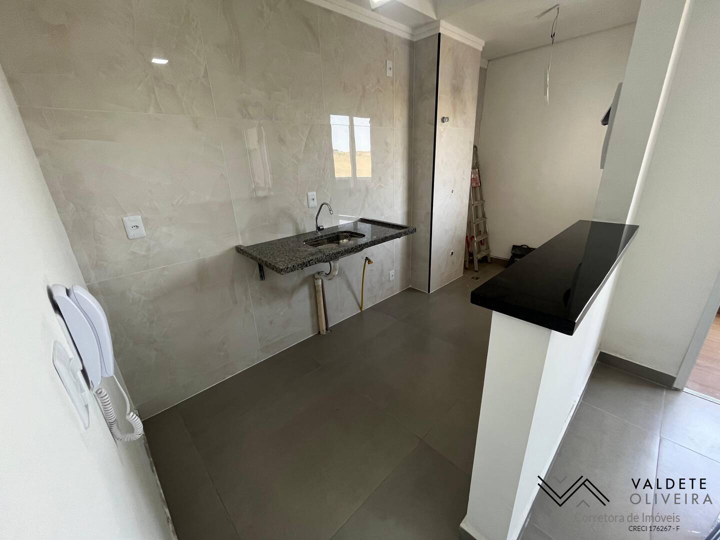 Apartamento à venda com 2 quartos, 56m² - Foto 4