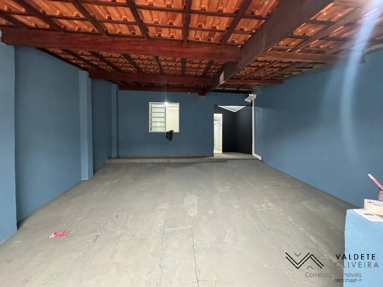 Casa à venda com 3 quartos, 140m² - Foto 1