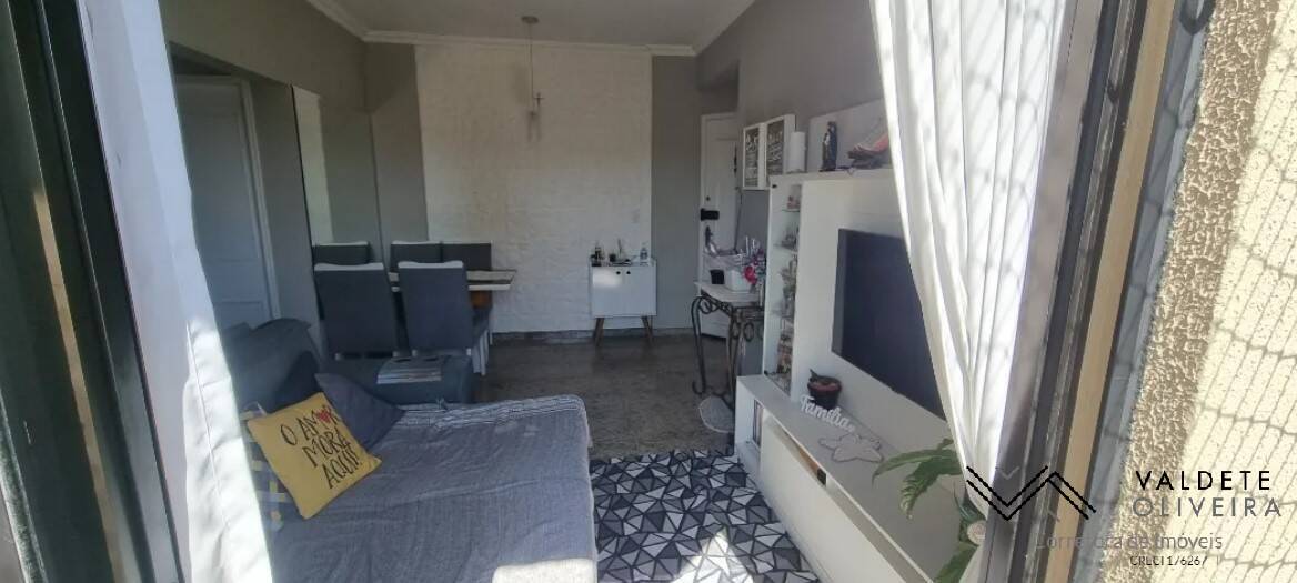 Apartamento à venda com 2 quartos, 64m² - Foto 2