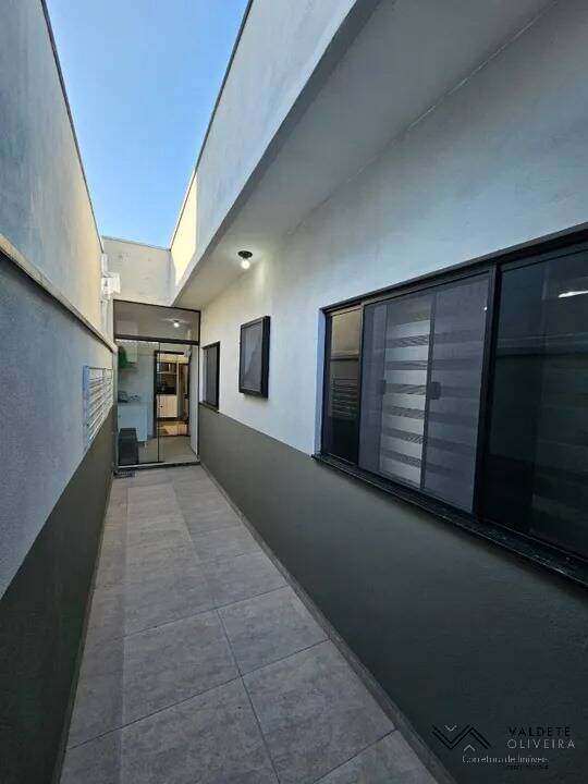 Casa à venda com 3 quartos, 87m² - Foto 3