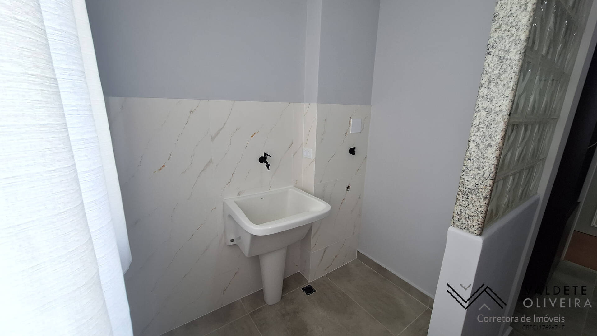 Apartamento à venda com 2 quartos, 62m² - Foto 17