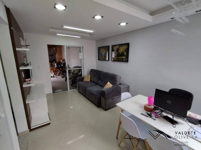 Casa de Condomínio à venda com 3 quartos, 100m² - Foto 3