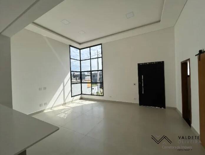 Casa de Condomínio à venda com 3 quartos, 180m² - Foto 2