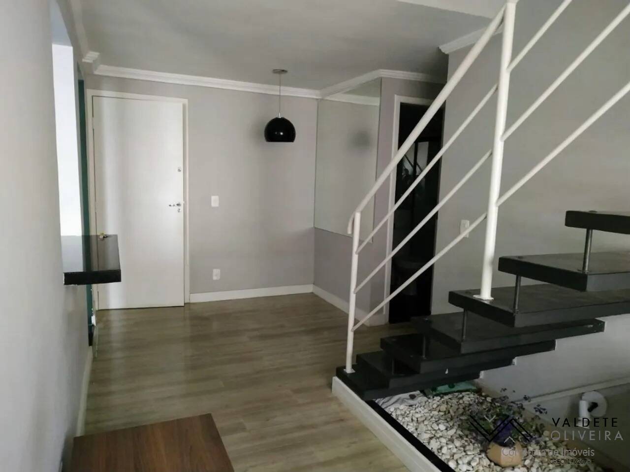 Cobertura à venda com 2 quartos, 120m² - Foto 1