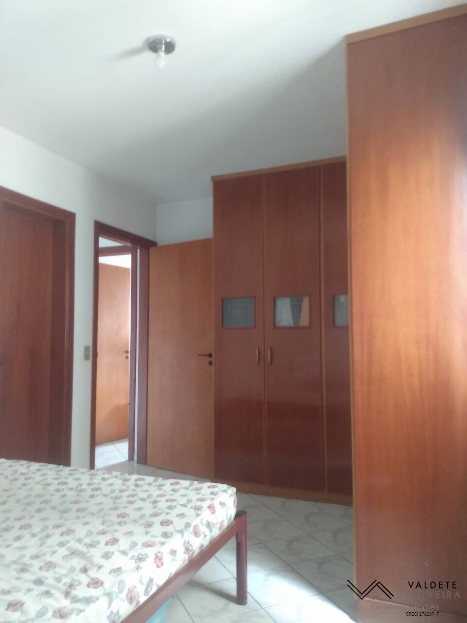 Apartamento à venda com 3 quartos, 106m² - Foto 4