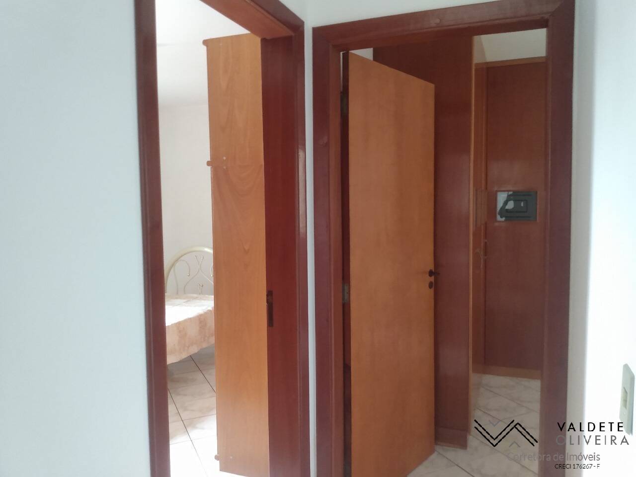 Apartamento à venda com 3 quartos, 106m² - Foto 6