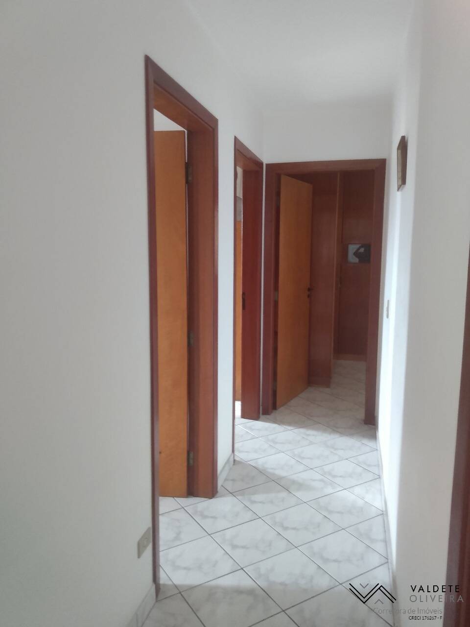 Apartamento à venda com 3 quartos, 106m² - Foto 8