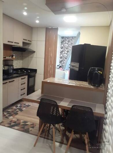 Apartamento à venda com 2 quartos, 47m² - Foto 1