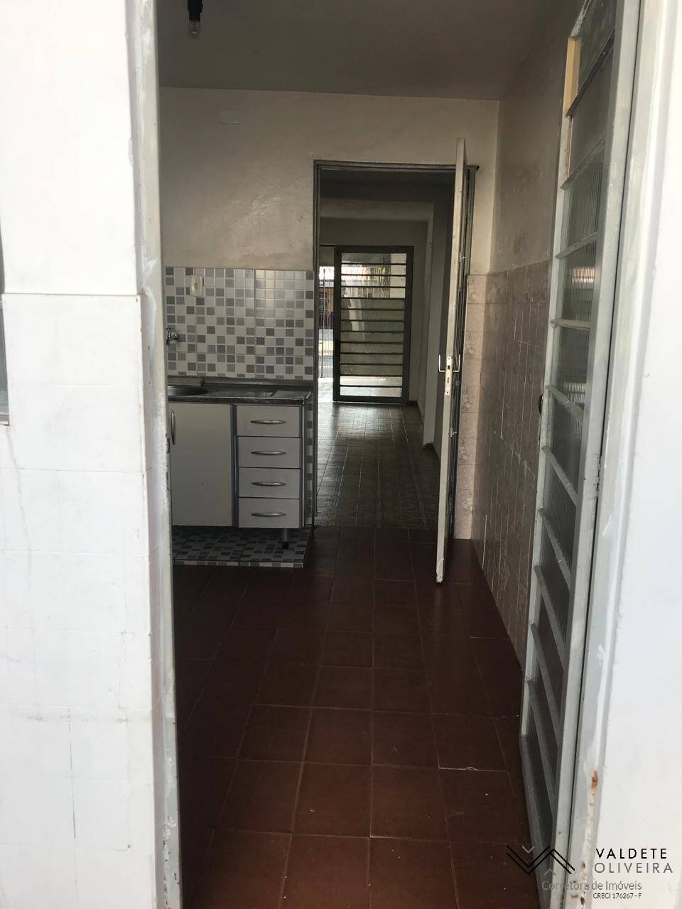 Casa à venda com 2 quartos, 103m² - Foto 8