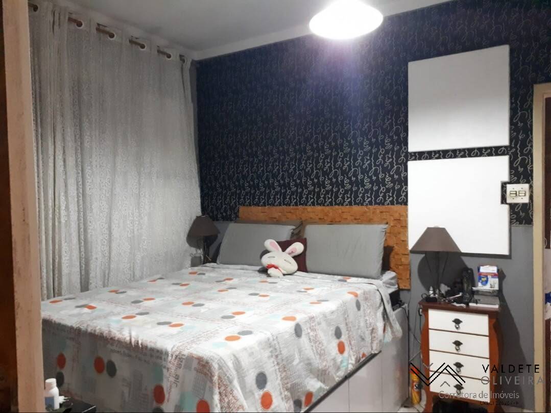 Casa à venda com 4 quartos, 170m² - Foto 11