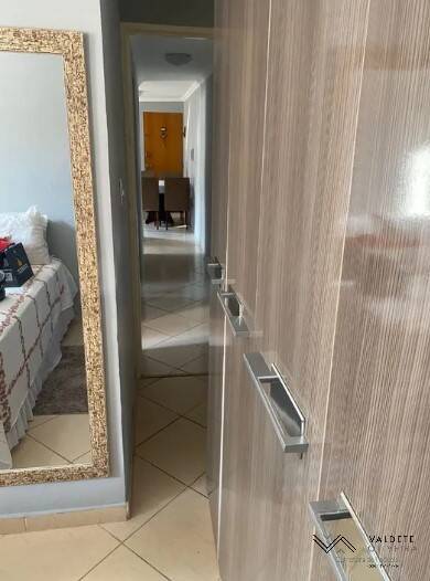 Apartamento à venda com 2 quartos, 49m² - Foto 2