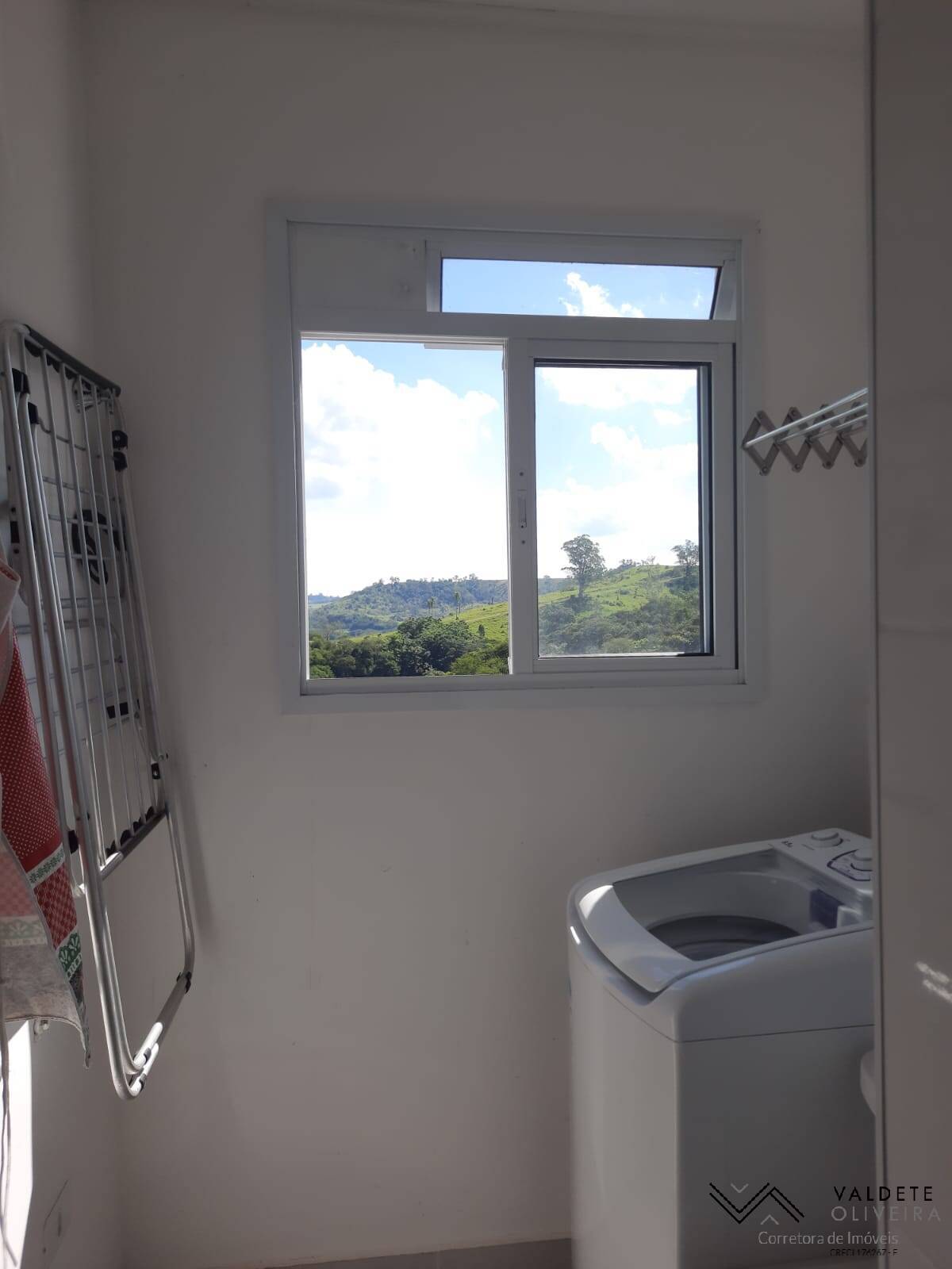 Apartamento à venda com 2 quartos, 62m² - Foto 4