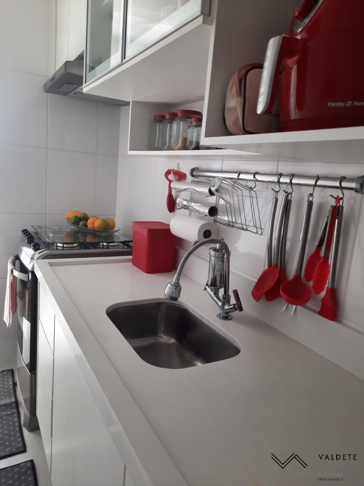 Apartamento à venda com 2 quartos, 62m² - Foto 5