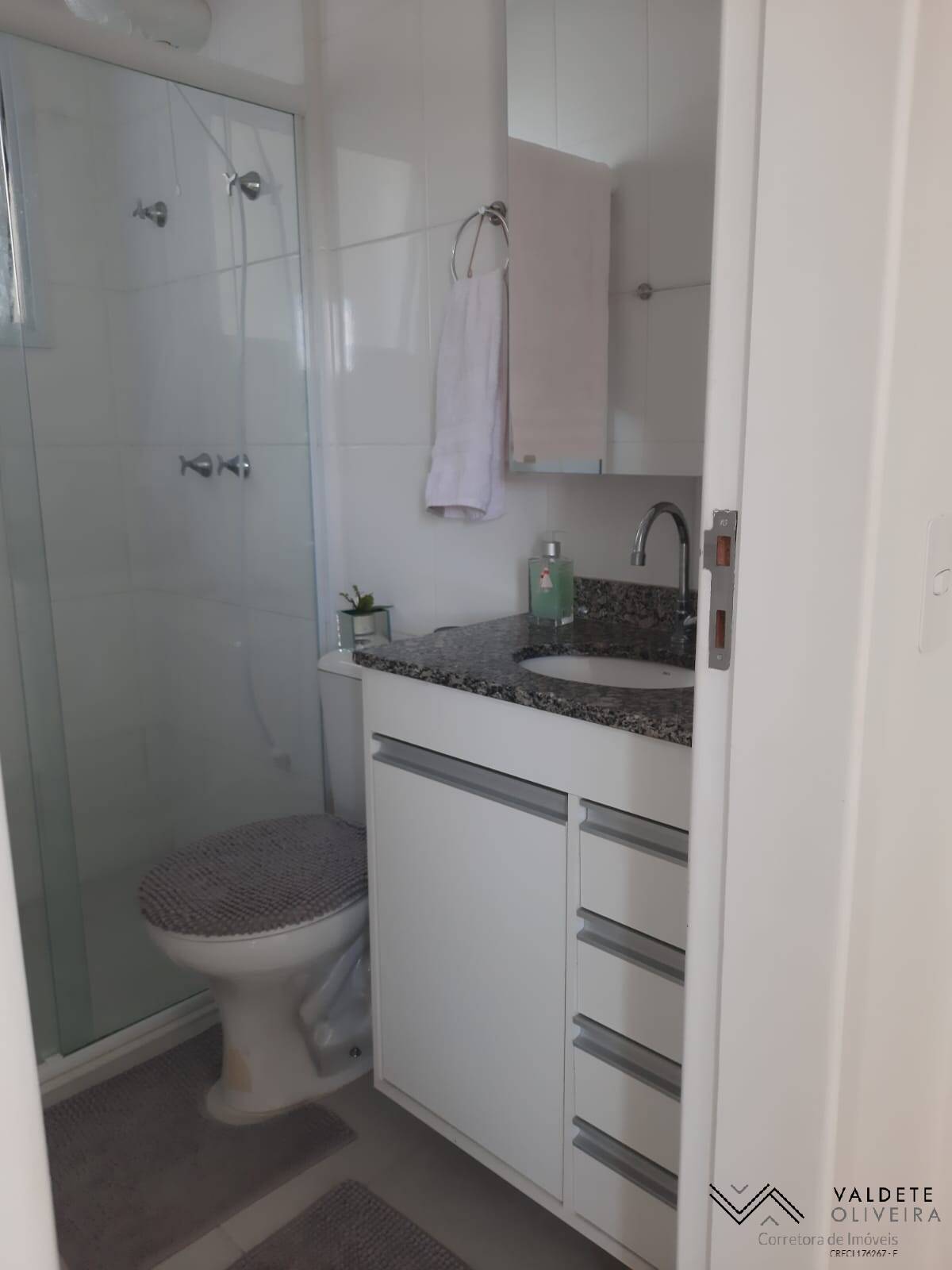 Apartamento à venda com 2 quartos, 62m² - Foto 24