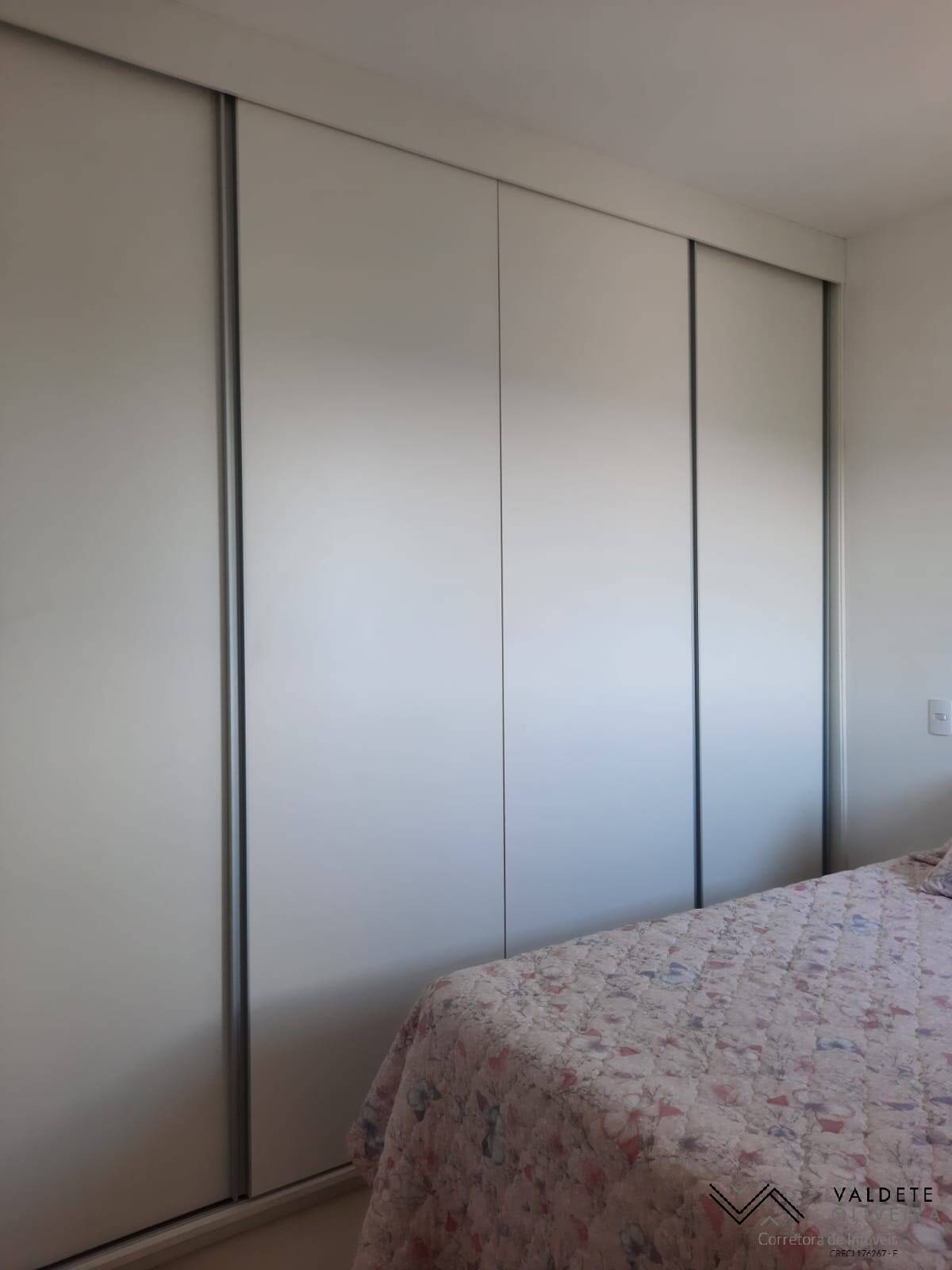 Apartamento à venda com 2 quartos, 62m² - Foto 27