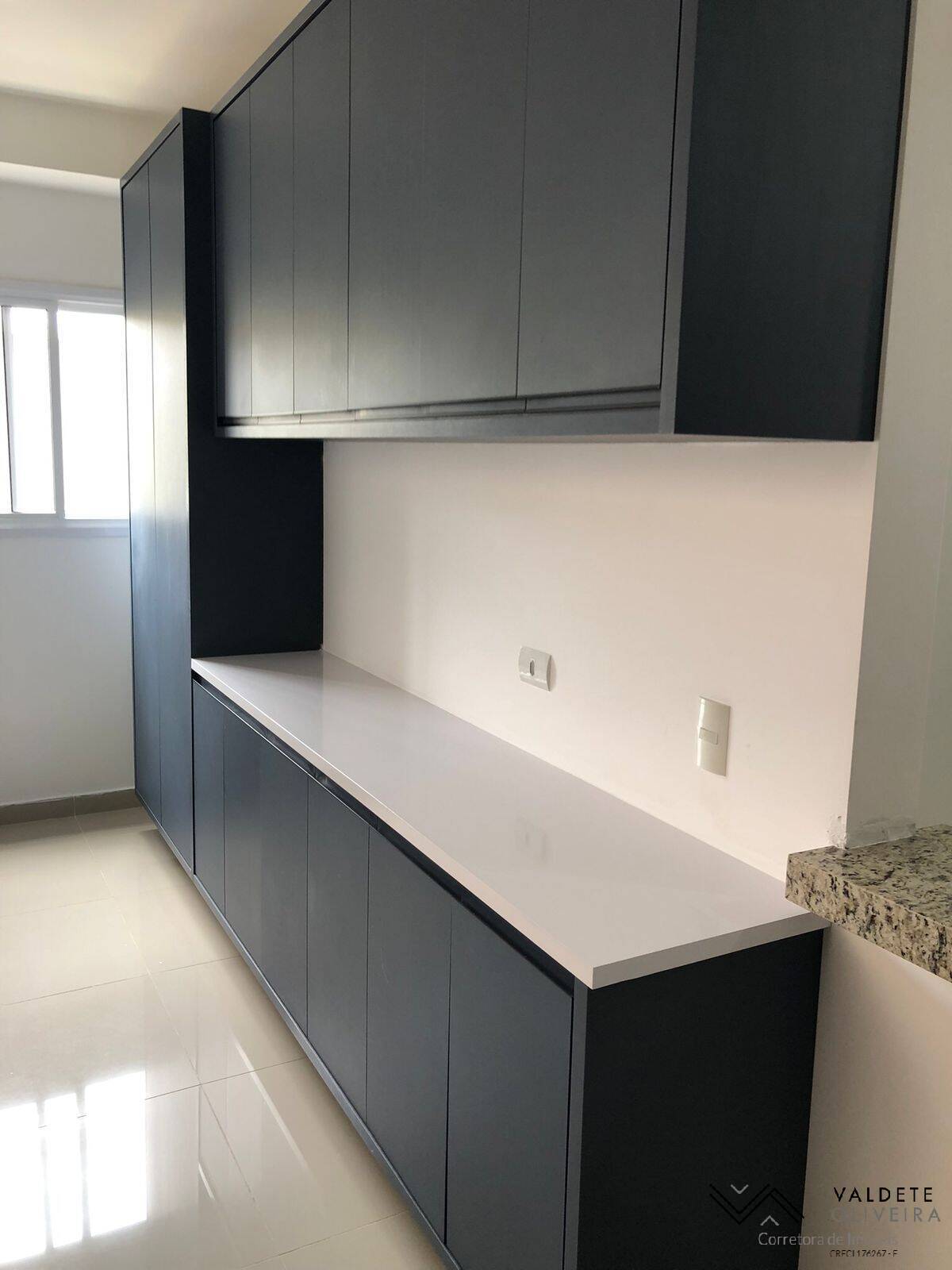 Apartamento à venda com 2 quartos, 68m² - Foto 8