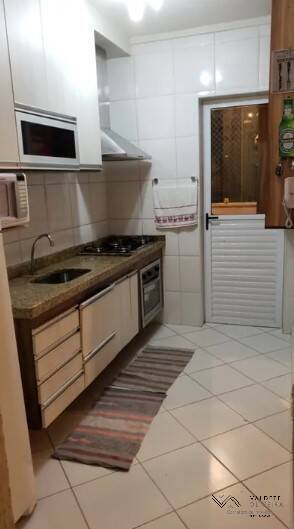 Apartamento à venda com 2 quartos, 75m² - Foto 7