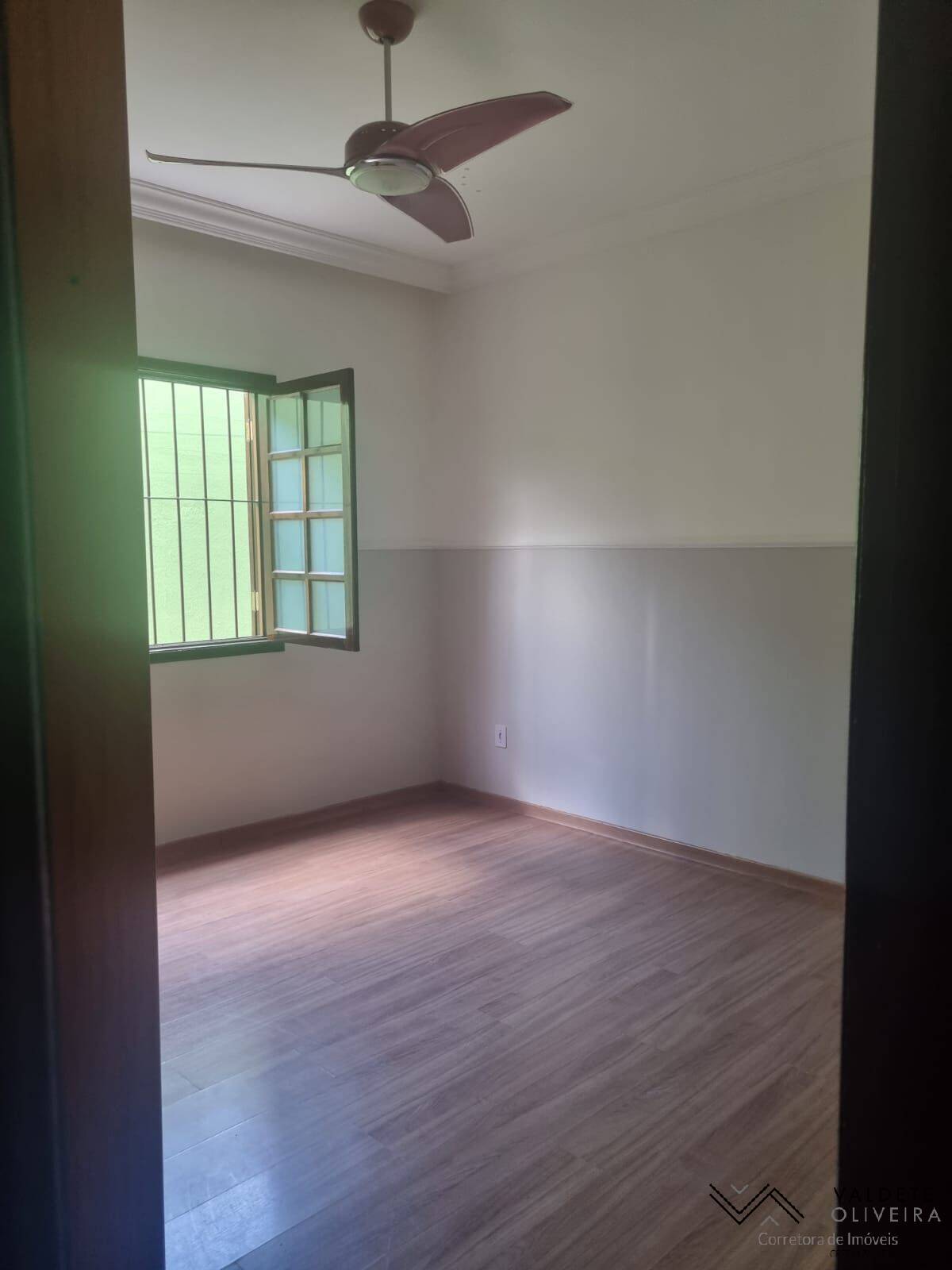 Casa à venda com 3 quartos, 102m² - Foto 10