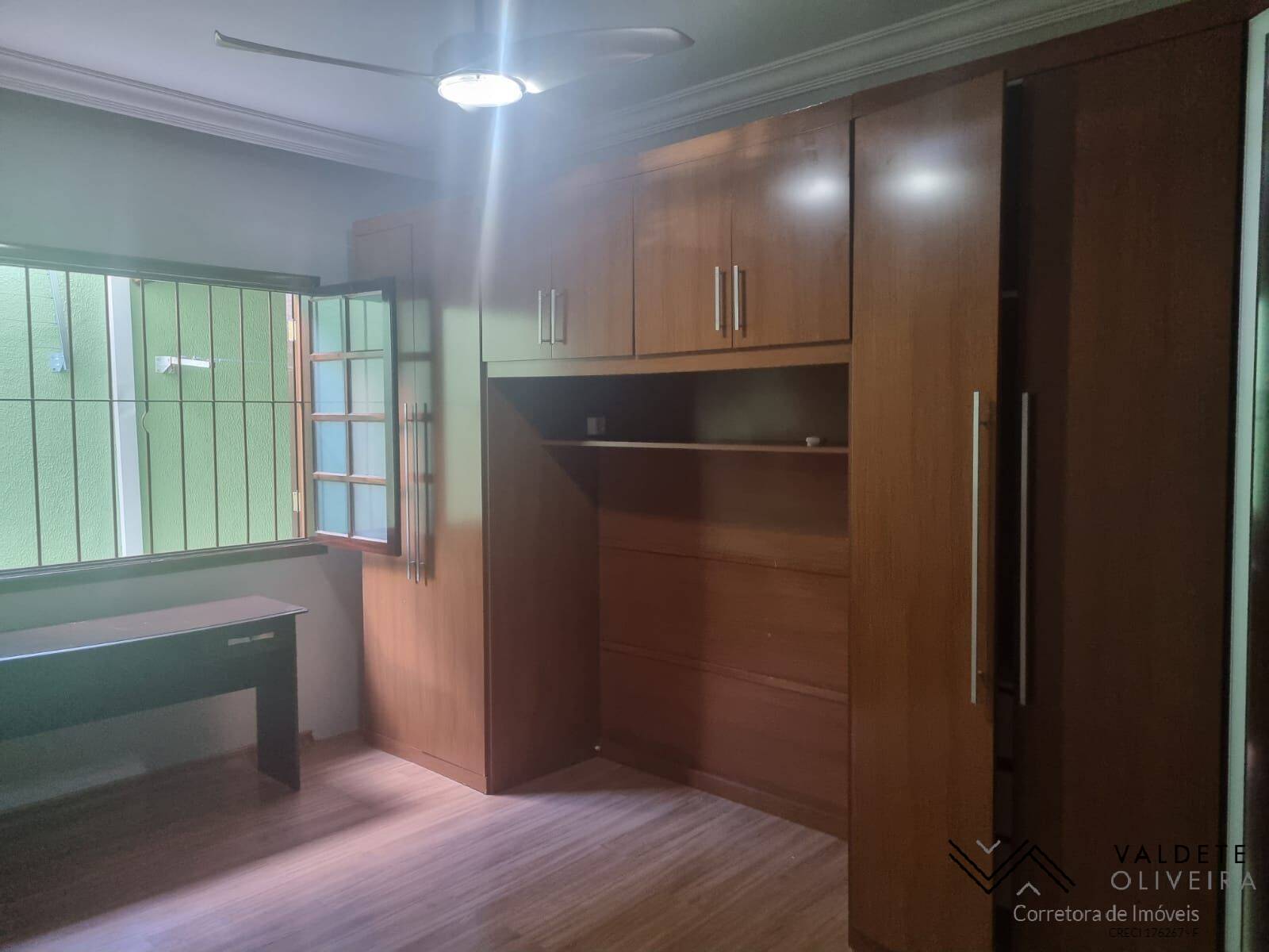 Casa à venda com 3 quartos, 102m² - Foto 9