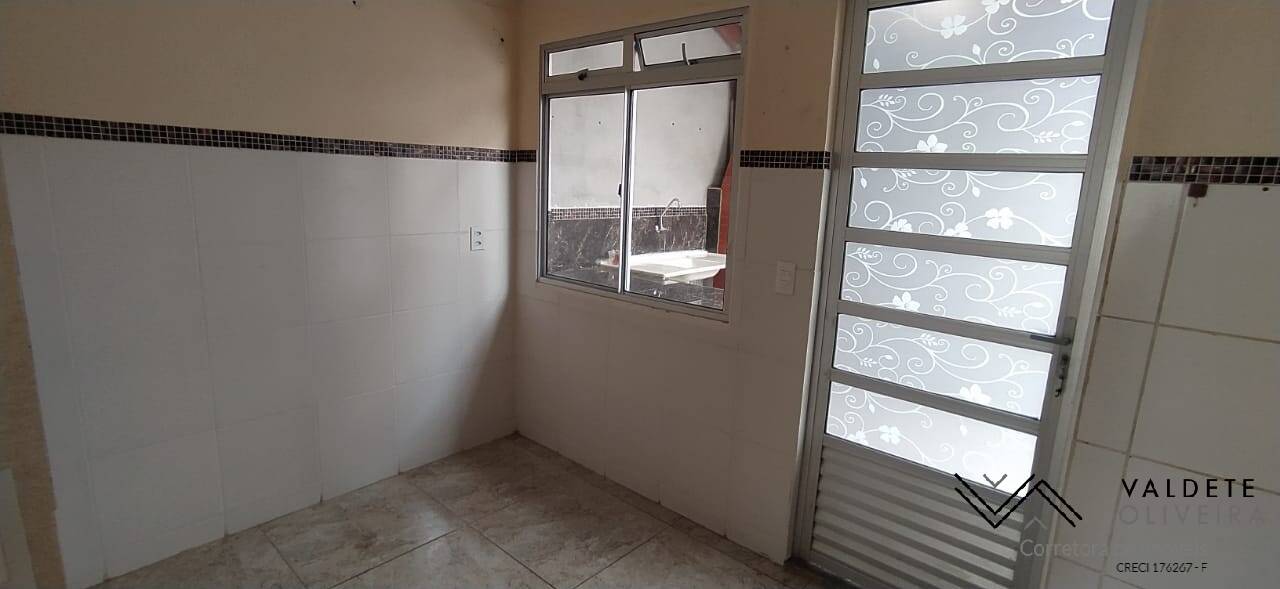 Casa de Condomínio à venda com 3 quartos, 130m² - Foto 17