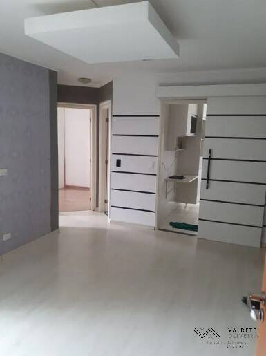 Apartamento à venda com 2 quartos, 60m² - Foto 13