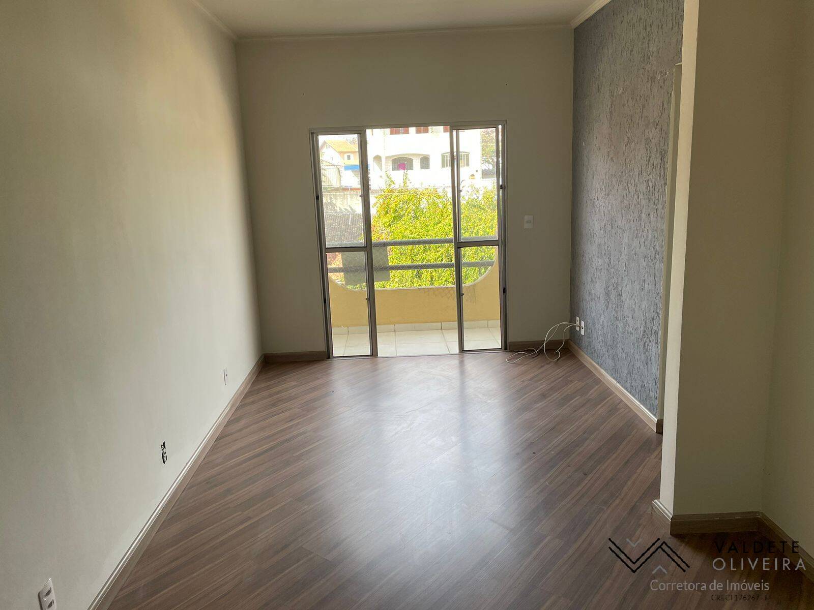 Apartamento à venda com 2 quartos, 65m² - Foto 4