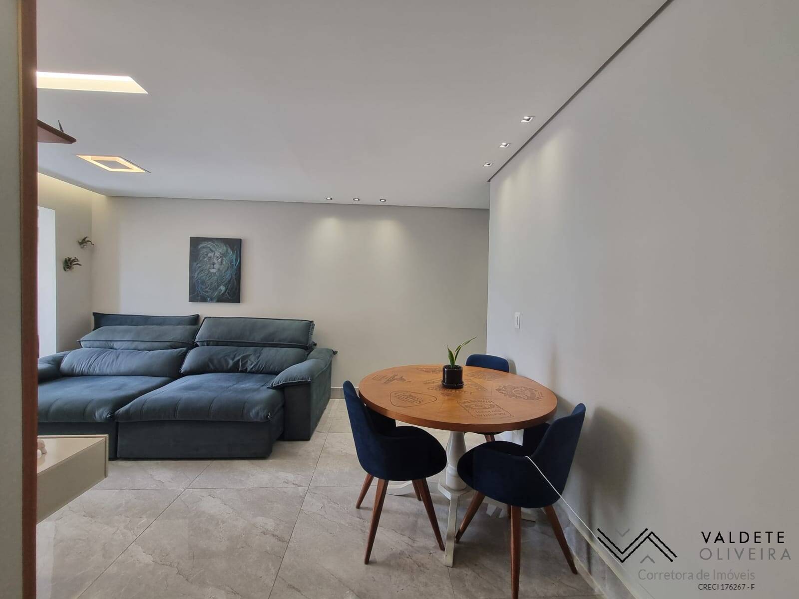 Apartamento à venda com 2 quartos, 75m² - Foto 6