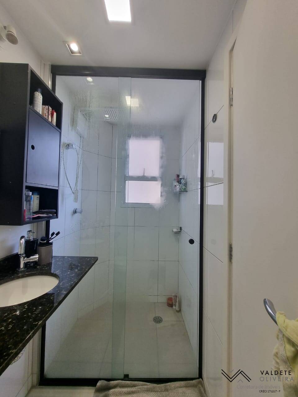 Apartamento à venda com 2 quartos, 75m² - Foto 19