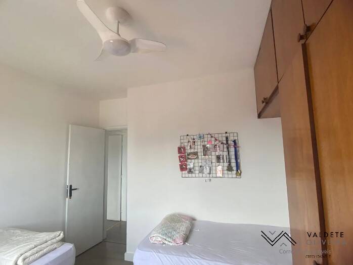 Apartamento à venda com 2 quartos, 65m² - Foto 3