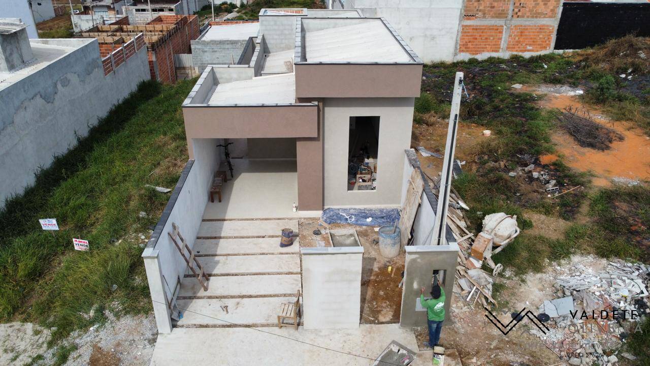 Casa à venda com 3 quartos, 96m² - Foto 2