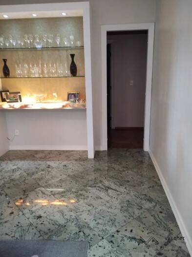 Apartamento à venda com 3 quartos, 134m² - Foto 8