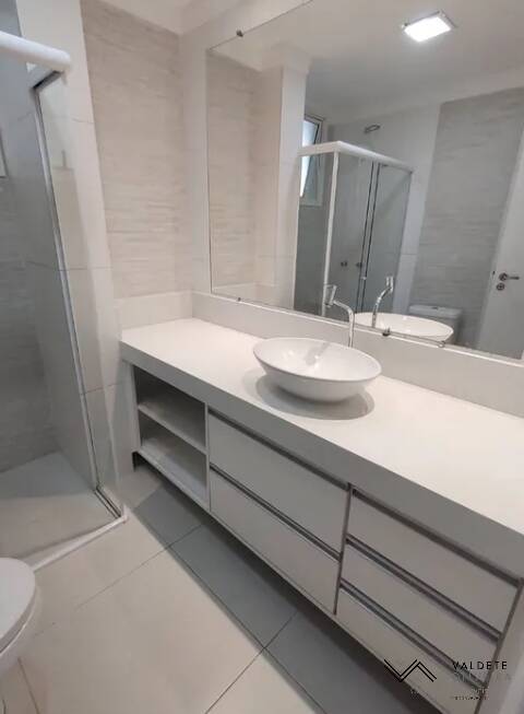 Apartamento à venda com 3 quartos, 108m² - Foto 8