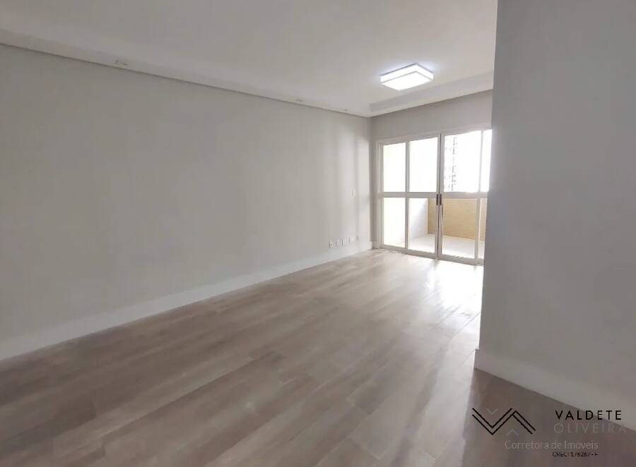 Apartamento à venda com 3 quartos, 108m² - Foto 10