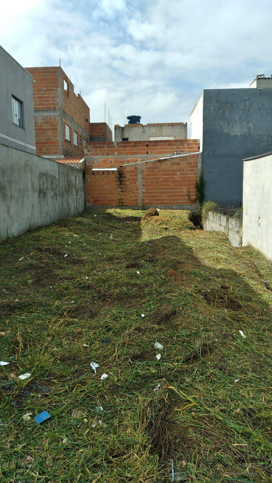 Terreno à venda, 175m² - Foto 1