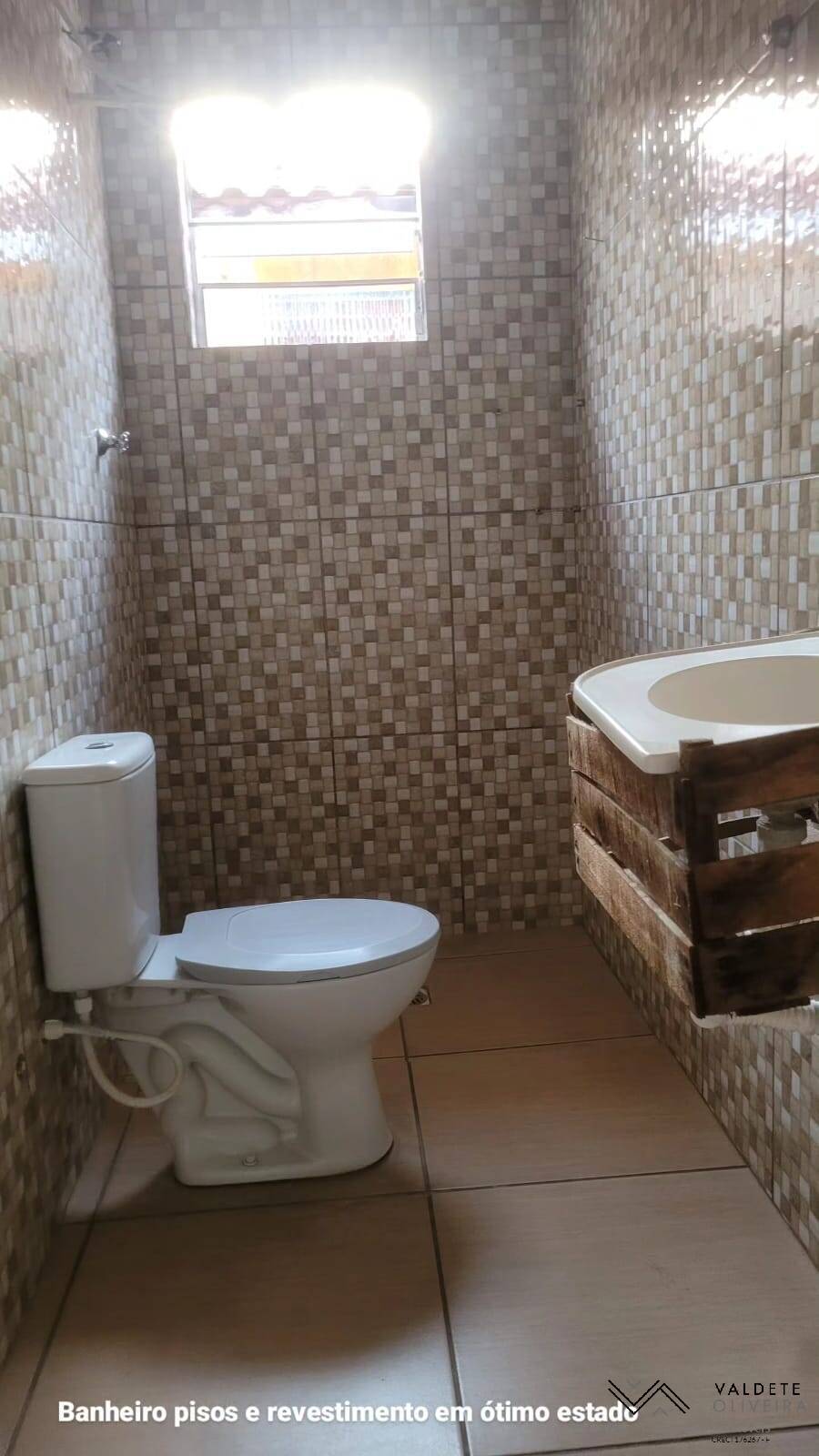 Casa à venda com 2 quartos, 79m² - Foto 11